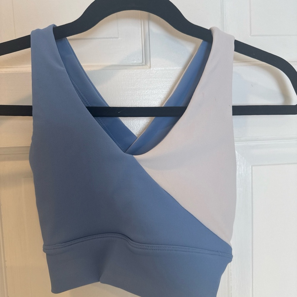WILO The Label Two-Tone Sports Bra (XS)